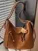 Bolsa de Ombro Nova Estilo Primavera 2026 Retrô Fashionável e Elegante de Aparência Sofisticada para Trabalhadores de Escritório no Trajeto Bolsa Tote Retrô