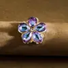 Pinza Pequeña de Garra Dulce Floral Estilo Coreano para Mujer, Exquisita Horquilla Pequeña de Cristal para Flequillo Lateral y Fijar Cabello Suelto, Pinza Superior