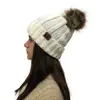 2018 AliExpress ebay Europa e os Estados Unidos novo boné de lã padrão CC moda bola de lã tricô feminino suéter boné de lã