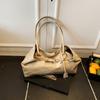 Bolsa Tote de Ombro Grande Capacidade Estilo Preguiçoso para Mulheres 2025 Nova Fivela de Travamento Moda Versátil para o Dia a Dia Tendência