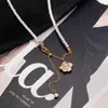 2026 Novo Colar de Pérolas de Luxo com Letra e Design de Cinco Estrelas, Estilo de Moda Versátil Vintage, Corrente para Suéter de Primavera Atacado