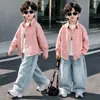 Camisa Infantil Meninos Estilo Primavera e Outono Camisa Arco-Íris 2026 Outono Nova Estilo Coreano Legal e Bonito Camisa para Meninos e Meninas Roupa de Fora Tendência