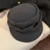 Boina plisada negra estilo japonés inspirada en Yamamoto para mujer, nueva colección otoño/invierno 2026, gorra retro de pico de pato, gorra de pintor
