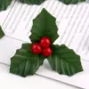 Suministro directo transfronterizo ramo de decoración esquejes de Navidad ramas de hoja triangular de fruto rojo hoja de Harry DIY mini decoraciones de Navidad