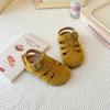 Sandálias Romanas Vazadas Infantis 2025 Verão Novo Estilo Coreano Meninas Sapatos Birkenstock de Sola Grossa Sapatos de Praia Baotou para Meninos