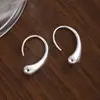 Estilo Minimalista Metal Gota de Agua Ganchos para Orejas para Mujeres Pendientes Únicos de Nicho Lujo Accesible Pendientes Versátiles de Gama Alta Pendientes Joyería