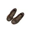 Sapatos Femininos Rasos com Laço Doce 2026 Outono Novo Bico Redondo Confortáveis Sola Macia Aumentadores de Altura Sapatos de Vovó Mocassins