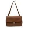 26S Bolso Pequeño Estilo Chanel de Cuero Texturizado CF para Debajo del Brazo, Bolso Tote de Alta Gama para Viajes Diarios, Bolso de Hombro Moderno de Gran Capacidad