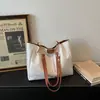 Bolsa Grande Capacidade Feminina Primavera Verão Versátil 2026 Nova Moda Bolsa de Ombro Único Popular Este Ano Para Aula Trabalho Bolsa Tote