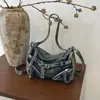 Bolso de mezclilla para mujer, nueva moda casual de verano de tendencia 2026, adecuado para la escuela y el trabajo, versátil bolso de hombro y bolso cruzado