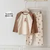 Conejo de Pan 2026 Otoño/Invierno Nuevo Conjunto de Ropa de Casa para Niños y Niñas con Cuello Redondo de Algodón Peinado con Licra Clase A Dibujos Animados