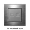 Enchufe Eléctrico Británico 13A Carga Rápida USB tipo-c Estándar Británico Pie Cuadrado Panel Metálico Gris Aluminio Dibujado con Alambre Edición Hong Kong y Macao