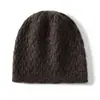 Chapéu de Cashmere Puro Novo para Outono/Inverno da Primeira Linha para Mulheres, Cor Sólida, Quente, Tricotado, Proteção para as Orelhas, Touca Pós-parto, Vazado, Chapéu Slouchy