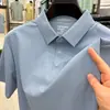 Camisa polo sin costuras de seda helada color Morandi de manga corta para hombre, diseño de alta gama de cuatro botones, camiseta de color liso con cuello camisero para hombres de mediana edad en verano