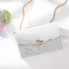 Nova Bolsa Feminina 2026 Bolsa Transversal de Verão com Toque de Luxo, Design de Nicho Tendência, Corrente de Couro Genuíno, Bolsa Quadrada Pequena Popular