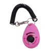 Los productos populares de TEMU para el entrenamiento de perros incluyen entrenadores de perros, clickers para entrenamiento de mascotas, dispositivos portátiles de entrenamiento para perros y herramientas de entrenamiento para perros.