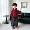 Traje de Tres Piezas Otoñal para Niños 2220 Versión Coreana Sudadera Infantil Nueva Primavera y Otoño Chaqueta de Cuero para Bebé Moderna