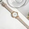 Mostrador em algarismos romanos pulseira de couro, estiloso e fácil de combinar, simples e casual, mostrador pequeno em formato de losango, relógio feminino de quartzo estilo universitário