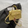 2024 Nova Moda Outono e Inverno Simples Fresco Contraste Cor Fivela de Trava Nova Bolsa de Ombro com Texto Crossbody Portátil Pequena Bolsa Quadrada