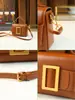 Bolsa Quadrada Pequena Estilo Hong Kong Retrô para Mulheres 2025 Nova Moda Estilo Coreano Fivela de Cinto Bolsa de Mão Cor Pura Bolsa de Ombro Único Transversal