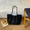 Bolso tote grande de capacidad, simple y elegante, para el trabajo y los desplazamientos, nuevo modelo 2026, acabado mate retro, bolso de hombro elegante y de alta calidad