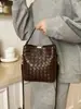 Moda Transfronteriza Bolso Cubo para Mujer 2025 Estilo Nuevo Bolso Sencillo para Mujer Gran Capacidad Bolso Tejido Bolso Cruzado