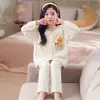 Pijama de Algodón Nube para Niñas Manga Larga Pantalón Largo Dibujos Animados Lindo Cardigan con Solapa Se Puede Usar Afuera Tallas Mediana y Grande Ropa de Casa para Niños Primavera y Otoño