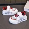 Zapatos para Niñas 2026 Nueva Moda Verano Tenis de Dibujos Animados Infantiles Niños Grandes Tenis Blancos Casuales de Princesa