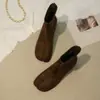 Versão em couro de vaca nicho coreano botas de split-toe de pé de porco salto grosso botas finas botas curtas femininas zíper traseiro versátil botas Martin