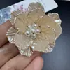 Headdress Antigo de Flor de Peônia Estéreo Feito à Mão Camélia Pérola Artificial Resina Flor Trançada Duas Cores Acessórios de Joias DIY