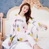 Pijama para Mãe Jovem, Roupas de Casa Casuais Femininas de Manga Longa que Rejuvenescem, Pequenos Conjuntos Finos de Celebridade da Internet Casuais para Primavera, Outono e Verão