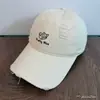 Boné de Baseball Riscado Estilo Japonês Gatinho Fofo Novo Primavera/Verão Versátil para Casal Vintage Riscado Bico de Pato Moda de Rua Marca