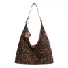 Bolsa Tote Vintage Estampa de Leopardo Única 2026 Nova Moda Grande Capacidade Alto Valor Leve Simples de Ombro/Axila