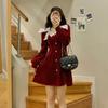 Vestido Vermelho para Atmosfera de Ano Novo 2025 Primavera e Outono, Nova Saia Curta de Cintura Alta Estilo Hepburn Outono e Inverno para Mulheres