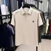 2025 Novo Estilo Camisa Polo Manga Curta com Gola Camiseta Masculina Verão Camiseta de Seda Gelada Top Masculino Moda Tendência Estampa