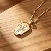 Collar de acero titanio con placa militar de cruz incrustada de diamantes, colgante para hombre con placa ovalada, accesorio de acero inoxidable estilo europeo y americano