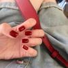 X157 Parche de Uñas Postizas Acabado Negro Rojo Escarchado Estrella Luna Corto Parche de Uñas Postizas Removible Arte de Uñas
