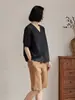 Las Camisas Hermosas de Moda de Este Año, Tops de Estilo Francés, Modernos y Adelgazantes, Camisas Negras de Cáñamo con Cuello en V 6023