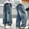 Calça Longa Infantil para Meninos 2026 Nova Primavera e Outono Jeans Casual Solto de Barra Reta para Meninos no Outono Estilo Tendência