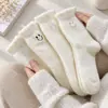 Calcetines de felpa para mujer, engrosados para otoño e invierno, calcetines cálidos de lana australiana, calcetines para casa y para dormir, calcetines para el posparto, calcetines de invierno cálidos para el suelo