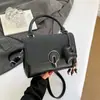 Bolsa Transversal Casual Elegante para Mulheres 2025 Novo Estilo de Inverno Textura Elegante Pequena Quadrada Simples e Única
