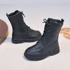Botines cortos para niñas, nuevo modelo otoño e invierno 2026, botines estilo Martin negro británico, botines de cuero para niñas mayores y pequeñas, botines sencillos para niños
