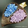Cor de Doce Pó de Concha Prensado Pétalas Estéreo 8/10mm Camélia Furo Cruzado DIY Pulseira Colar Artesanal Acessórios Atacado