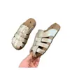 Meias Pantufas Femininas para Uso Externo, Pantufas Fechadas com Solado Grosso, Tecidas 2026 Verão Novas Pantufas Slip-On Vazadas Respiráveis Retro
