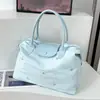 Bolsa de viaje de gran capacidad para mujer, ligera y versátil, adecuada para viajes cortos, bolso de mano, bolso de hombro, bolsa casual para el día a día, bolsa de maternidad bordada