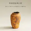 Ouça a transmissão, um vaso de cerâmica Zen estilo chinês, um vaso de cerâmica retrô, uma peça decorativa para a sala de estar, um item de decoração para casa, um vaso para arranjos de flores e um recipiente para flores hidropônicas