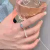 Anillo de amor dulce para mujer diseño de nicho ins lujo ligero de alta calidad anillo para el dedo de dieta ajustable anillo personalizado de moda