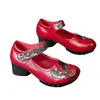 Nuevos Zapatos Casuales de Moda de Comercio Exterior para Mujer Primavera/Verano Estilo Étnico Moda Versátiles Mocasines para Mujeres de Mediana Edad y Mayores Mocasines Transfronterizos