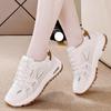 Tênis Casual de Couro Plus Size Estilo Coreano Ins Versátil Novo 2024 Primavera e Outono Malha Leve Sapatos Torre para Mulheres
