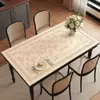 Mantel individual de mesa de comedor de lujo ligero, estilo retro, de gama alta: impermeable, resistente al aceite, resistente al calor, no lavable, crea una atmósfera elegante y protege la mesa de centro de tu sala de estar